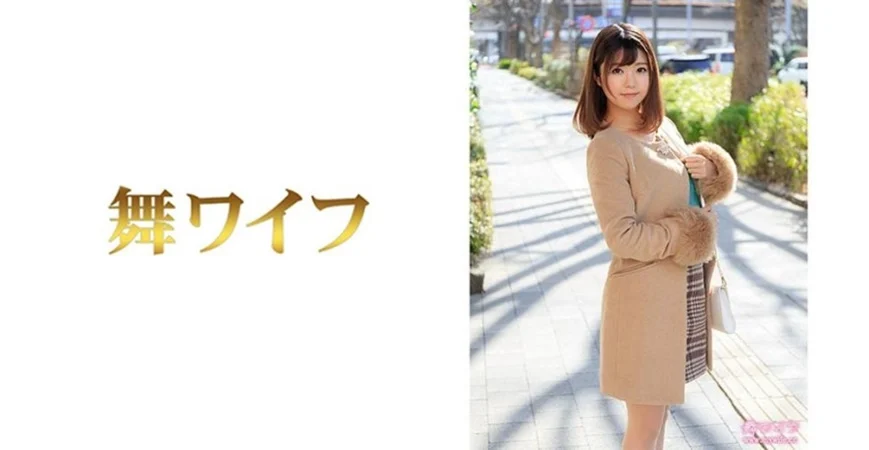 170cm顶级美腿女神骚女暴力自慰，连体丝袜配上美腿完美，茄子棒球棍各种插太骚了